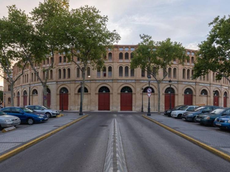 Apartoyou - Plaza De Toros El Puerto de Santa Maria Luaran gambar
